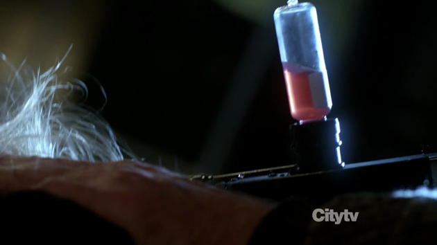 Fringe 5x13-06